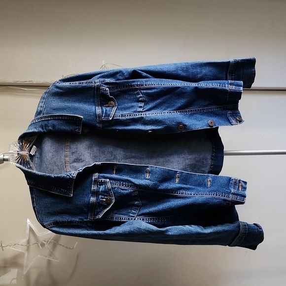 refuge Jackets & Blazers - Charlotte Russe "Refuge" Jean Jacket 🩵